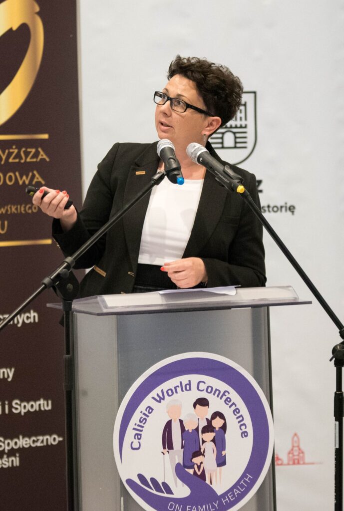 dr Kinga Janik-Koncewicz
